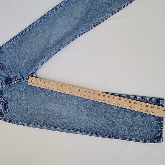 Levi's 501 Womens Jeans 26 Waist 30 Length Leather Patch Big L Tag 100% cotton - Picture 9 of 11